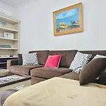 Main Seaview Durres 格勒姆