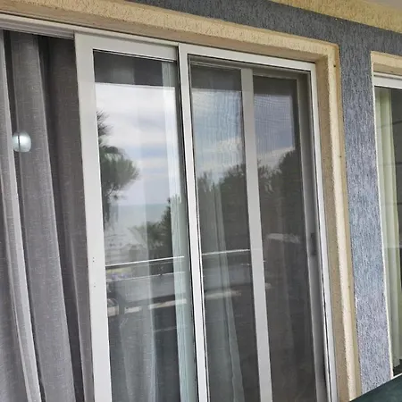 公寓 Main Seaview Durres *