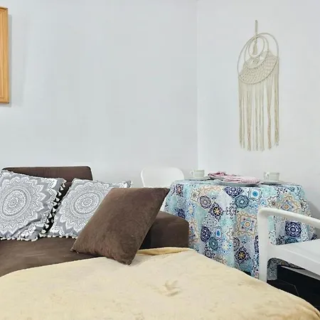 Main Seaview Durres 格勒姆