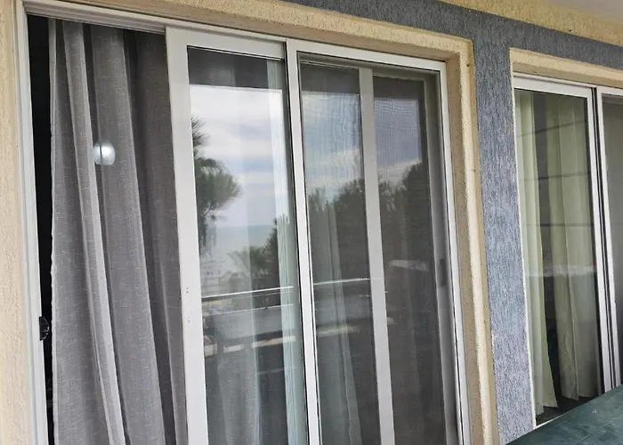 公寓 Main Seaview Durres *