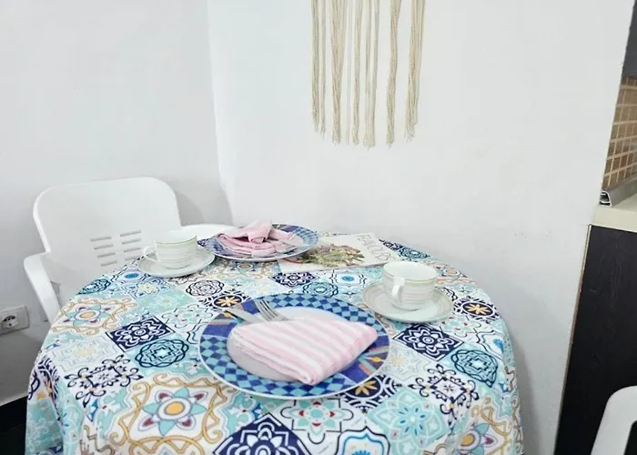 Main Seaview Durres * 格勒姆